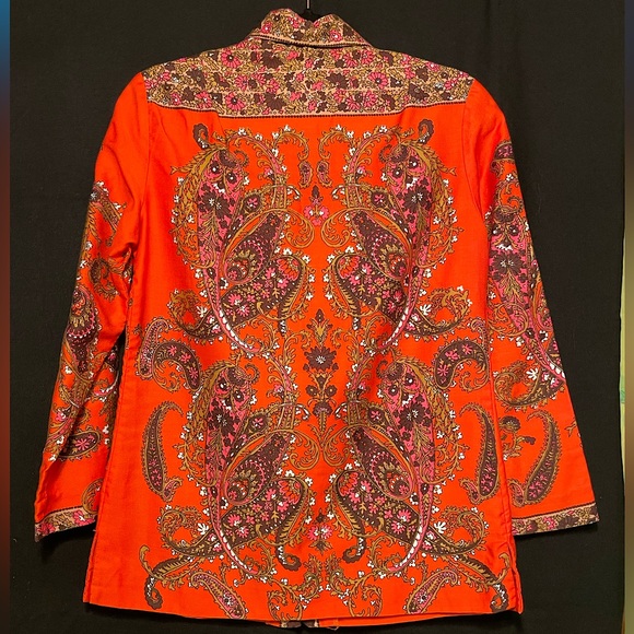 Designer Orange Paisley 3/4 Sleeve Button Down - Picture 4 of 5